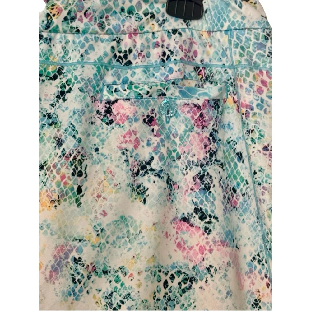 Golf skort Multi Color Mesh Hem Sz M Elastic waist Pockets